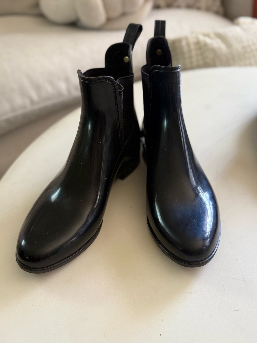 Sam Edelman Black Glossy Chelsea Rain Boots